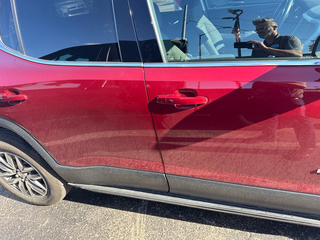 Used 2019 GMC Acadia SLE w/ Driver Alert Package I FWD image 3