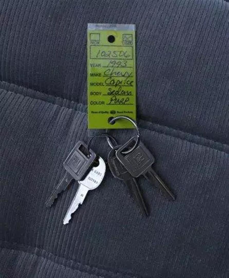Used 1993 Chevrolet Caprice Classic RWD image 46