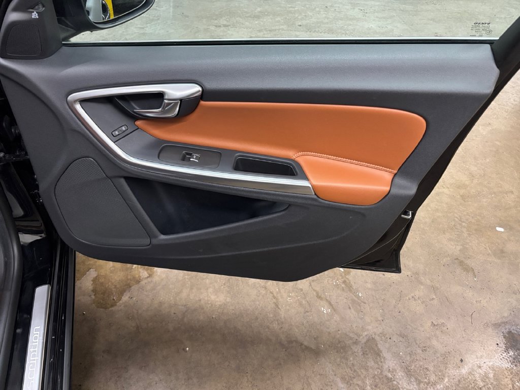 Used 2017 Volvo S60 T5 Inscription AWD/4WD image 20