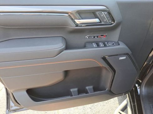 New 2026 GMC Sierra 1500 AT4 w/ Technology Package image 18