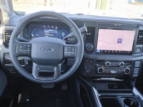 New 2025 Ford F250 Lariat w/ Lariat Ultimate Package image 39