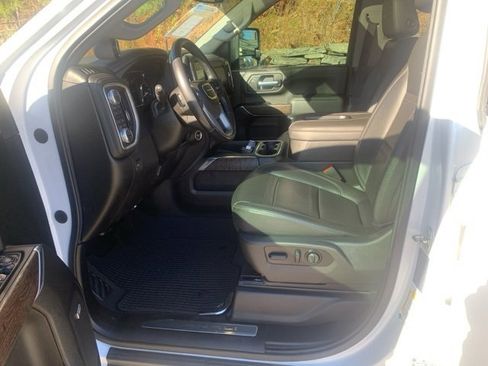 Used 2022 GMC Sierra 2500 Denali image 23