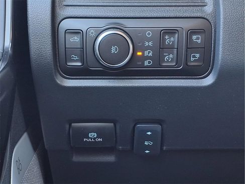 New 2026 Ford F250 4x4 Crew Cab Super Duty image 13