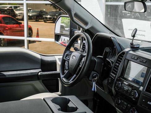 Used 2021 Ford F250 XL w/ STX Appearance Package AWD/4WD image 16