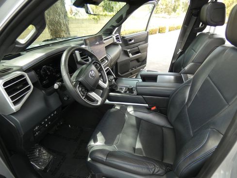 Used 2024 Toyota Tundra Platinum image 39