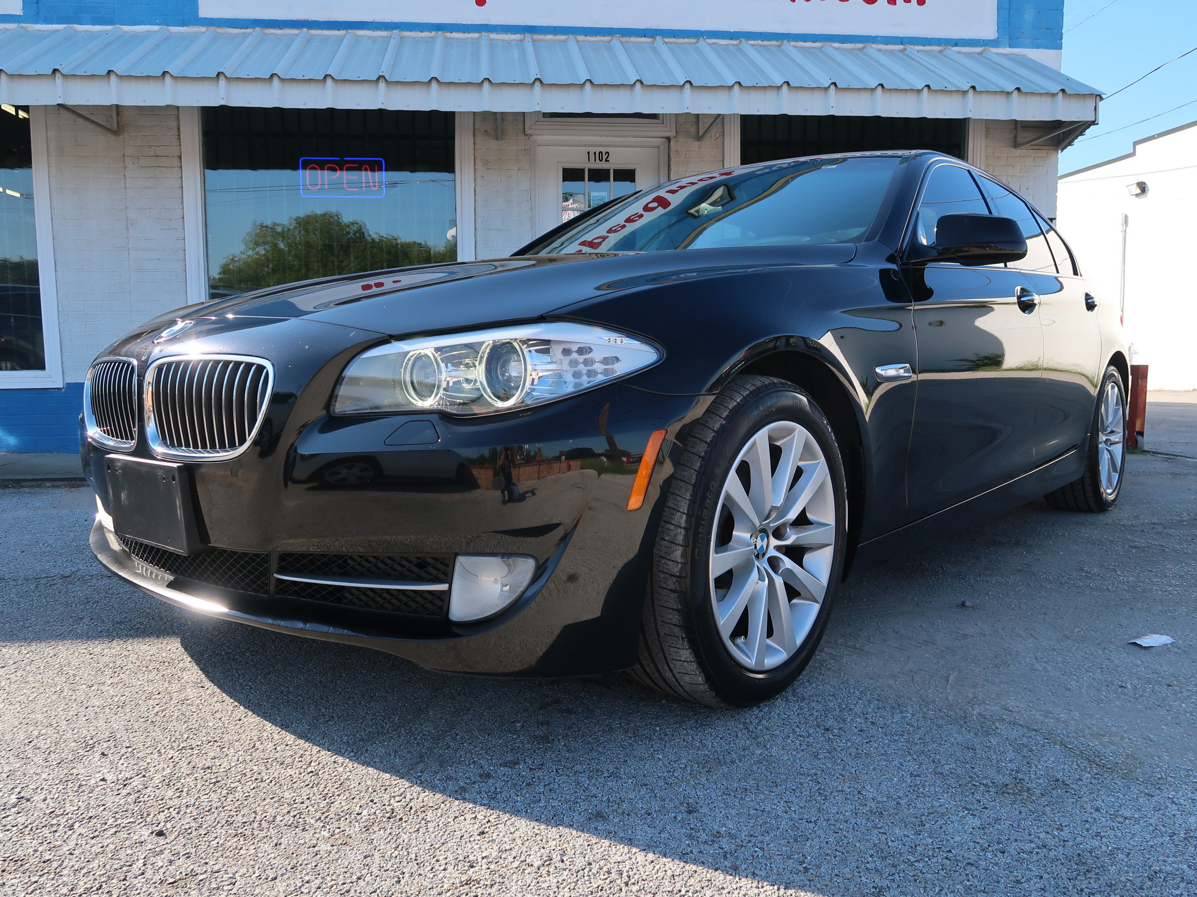 Used 2012 BMW 528i Sedan RWD image 5