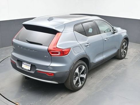 Used 2023 Volvo XC40 B4 Ultimate FWD image 39