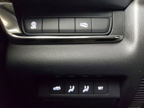 Used 2023 MAZDA CX-30 AWD 2.5 S w/ Premium Package image 32