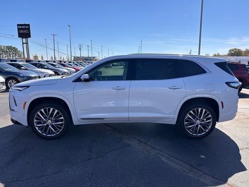 New 2026 Buick Enclave Avenir image 7