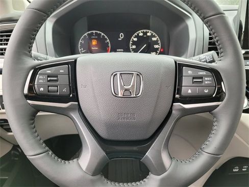 New 2026 Honda Odyssey Touring image 26