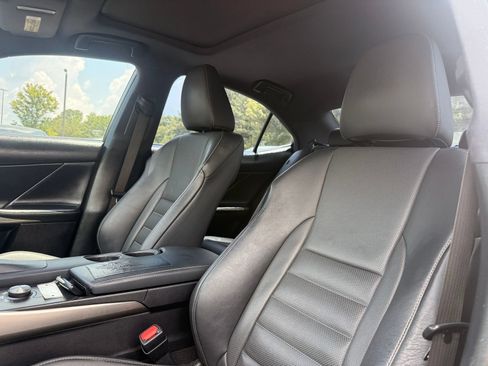 Used 2015 Lexus IS 250 w/ F-Sport Package RWD image 15