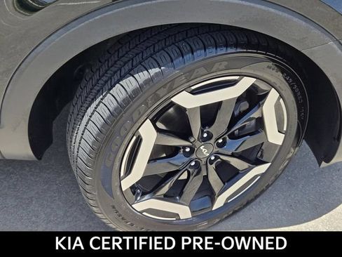 Certified 2024 Kia Telluride S FWD image 6