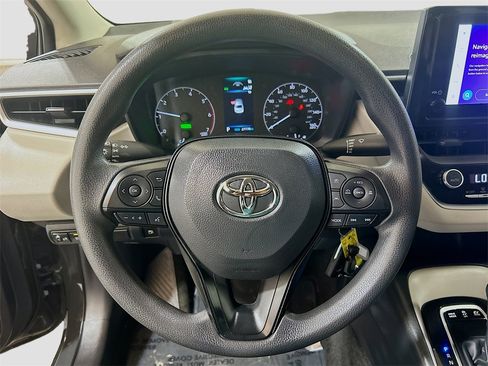 Used 2024 Toyota Corolla LE image 9
