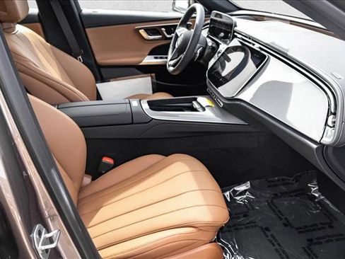 New 2026 Mercedes-Benz E 350 4MATIC Sedan image 27