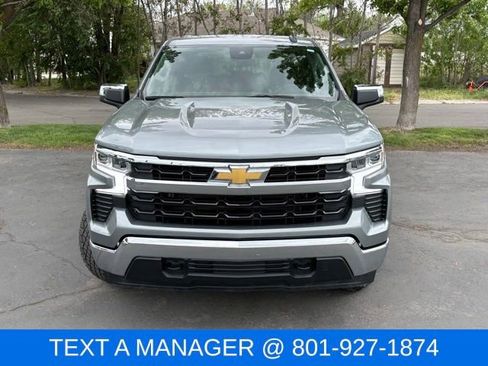 Used 2025 Chevrolet Silverado 1500 LT w/ Z71 Off-Road Package AWD/4WD image 2