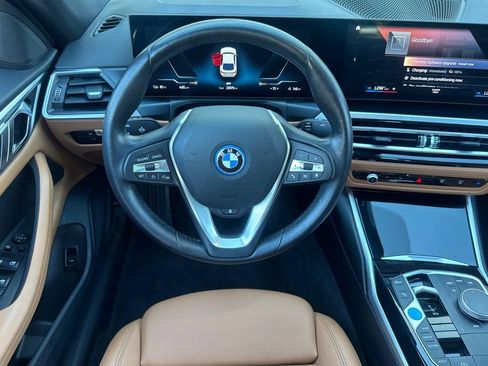 Used 2023 BMW i4 eDrive35 w/ Premium Package RWD image 31