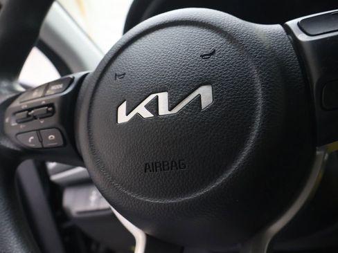 Used 2023 Kia Rio LX FWD image 21