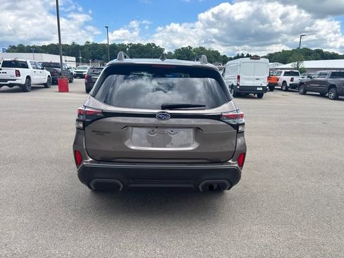 Used 2025 Subaru Forester Limited AWD/4WD image 4