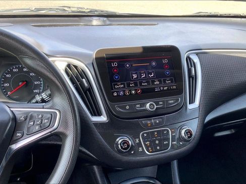 Used 2023 Chevrolet Malibu LT image 6