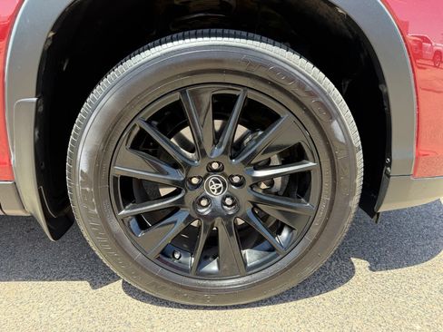 Used 2019 Toyota Highlander SE AWD/4WD image 46