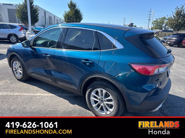 Used 2020 Ford Escape SE FWD image 3