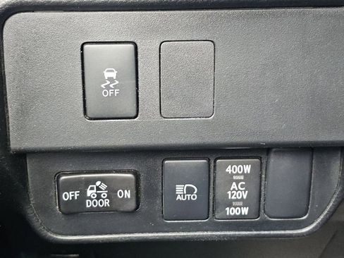 Used 2023 Toyota Tacoma 4x4 Double Cab image 19