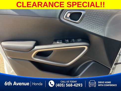 Used 2025 Kia Soul S FWD image 11