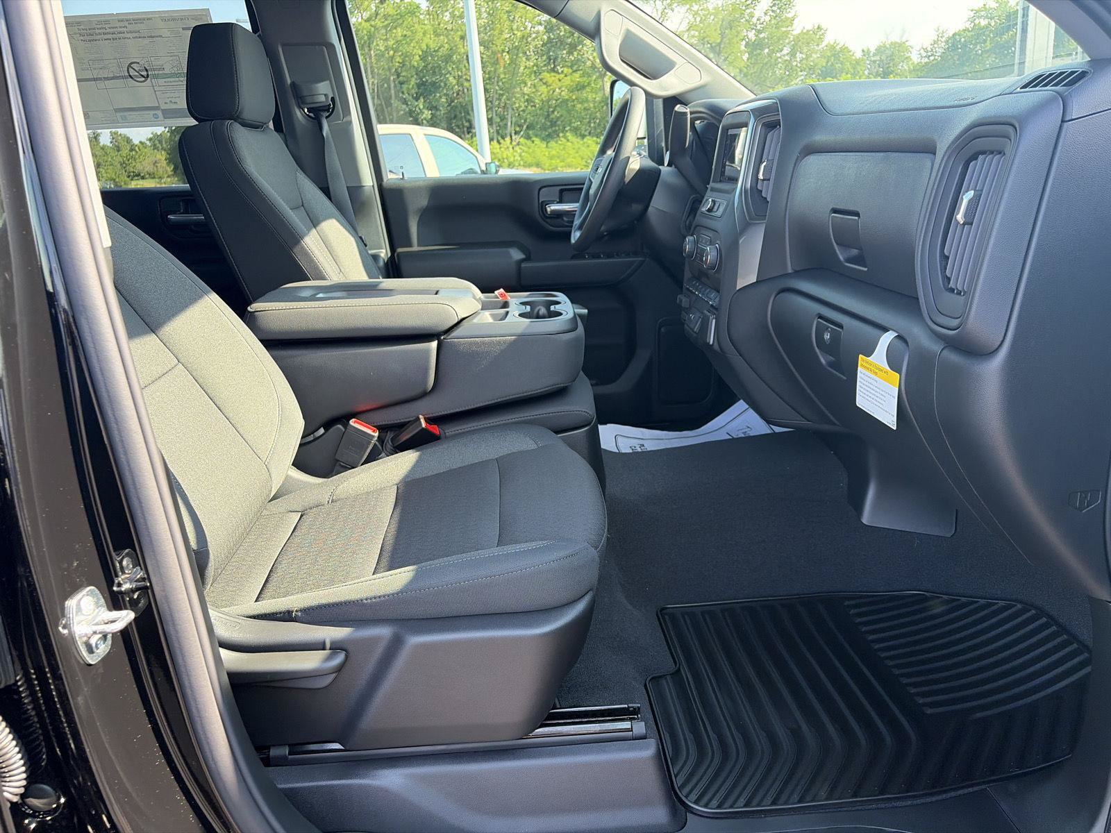 New 2026 Chevrolet Silverado 2500 Custom w/ Custom Value Package AWD/4WD image 16