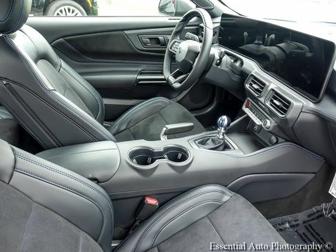 Used 2025 Ford Mustang Dark Horse RWD image 22