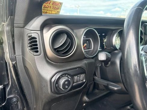 Used 2020 Jeep Gladiator Sport w/ Quick Order Package 24S AWD/4WD image 11