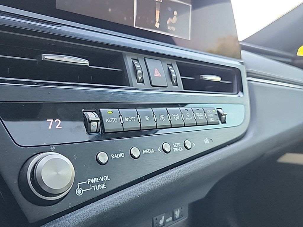Used 2022 Lexus ES 350 w/ Premium Package FWD image 14