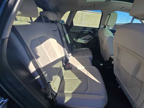 Used 2024 Audi Q3 2.0T Premium image 14