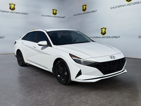 Used 2023 Hyundai Elantra Blue image 7