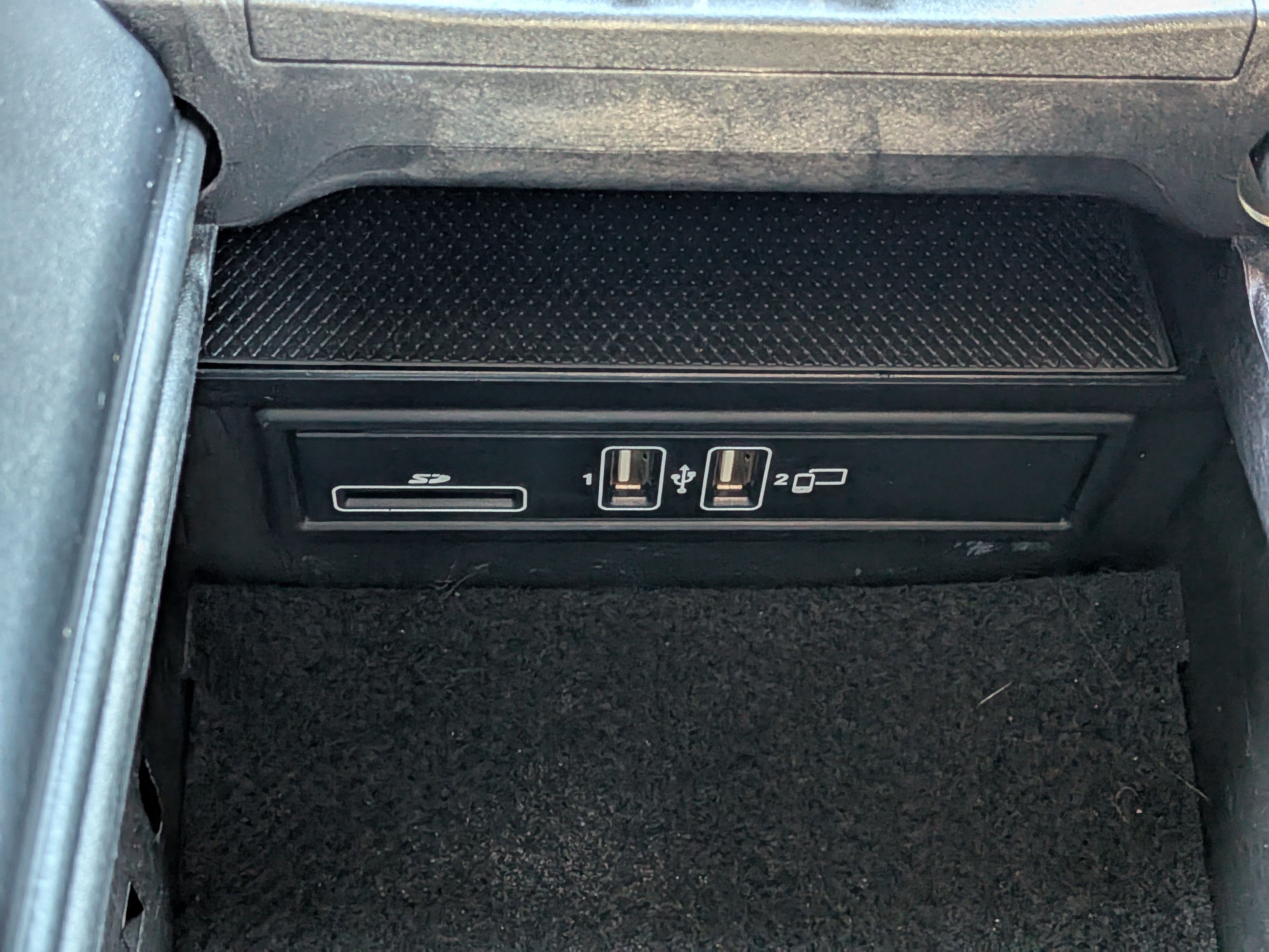 Used 2019 Mercedes-Benz C 300 4MATIC Coupe image 28