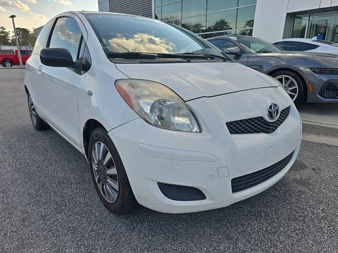 Used 2011 Toyota Yaris 2-Door Hatchback w/ PWR Pkg w/Steel Wheels image 3