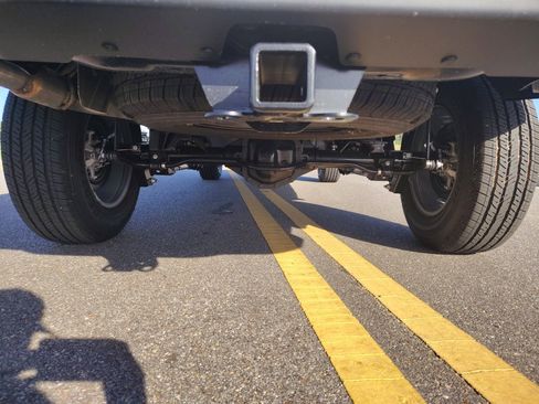 New 2025 Jeep Gladiator Sport w/ Premium Package image 33