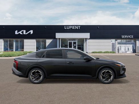 New 2025 Kia K4 EX image 10