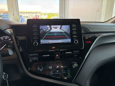 Used 2024 Toyota Camry SE FWD image 24