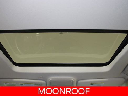 Certified 2020 Ford Explorer Limited w/ Class III Trailer Tow Package image 16