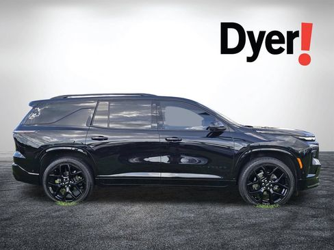 Certified 2024 Chevrolet Traverse RS FWD image 5