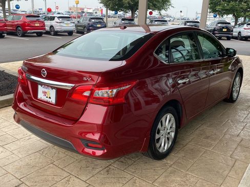Used 2018 Nissan Sentra SV FWD image 7