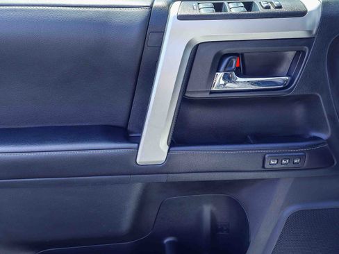 Used 2023 Toyota 4Runner Limited AWD/4WD image 11