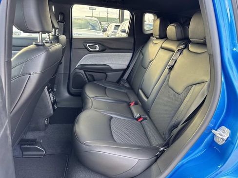 New 2026 Jeep Compass Latitude image 7