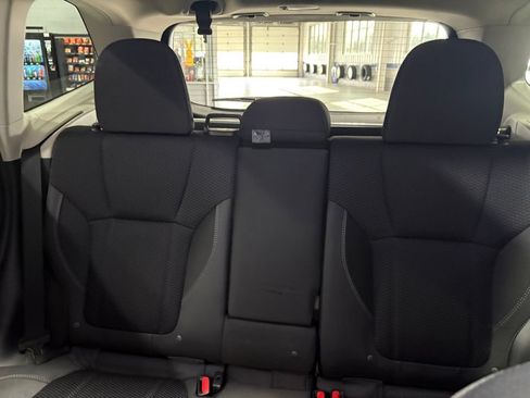 Used 2024 Subaru Forester Premium AWD/4WD image 29