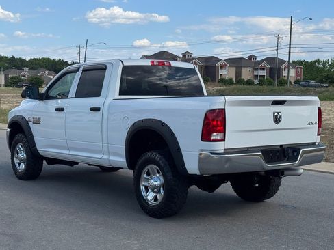 Used 2018 RAM 2500 Tradesman w/ Chrome Appearance Group image 5