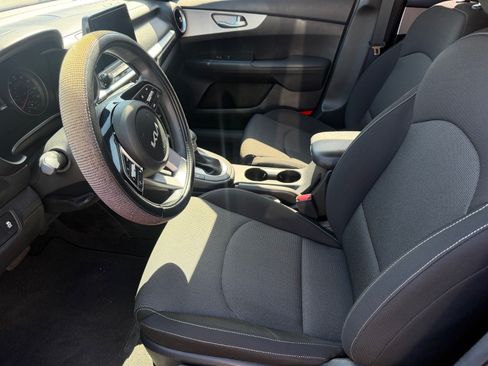 Certified 2024 Kia Forte LXS w/ LXS Technology Package FWD image 8