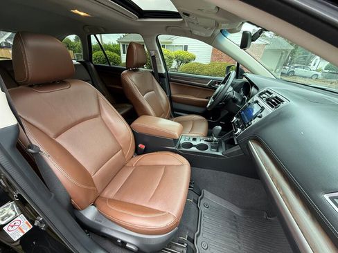 Used 2019 Subaru Outback 3.6R Touring w/ Protection Package #1 AWD/4WD image 12
