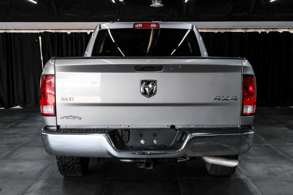 Used 2021 RAM 1500 Classic SLT AWD/4WD image 9