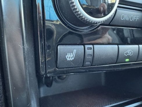 Used 2022 Subaru Ascent Onyx Edition image 11