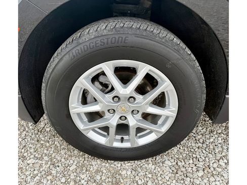 Used 2023 Chevrolet Equinox LT image 10